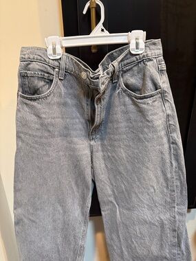 Women’s PAIGe Gray Washed Denim Jeans - Classic Casual Style
Cameron Ankle Fit